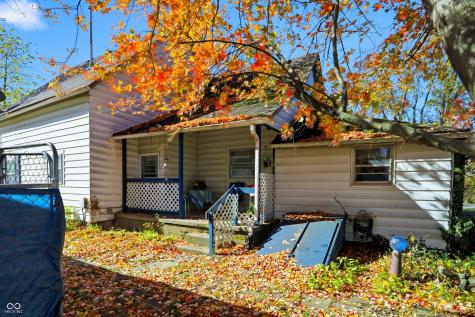 307 S Bowers Street Whitestown IN 46075