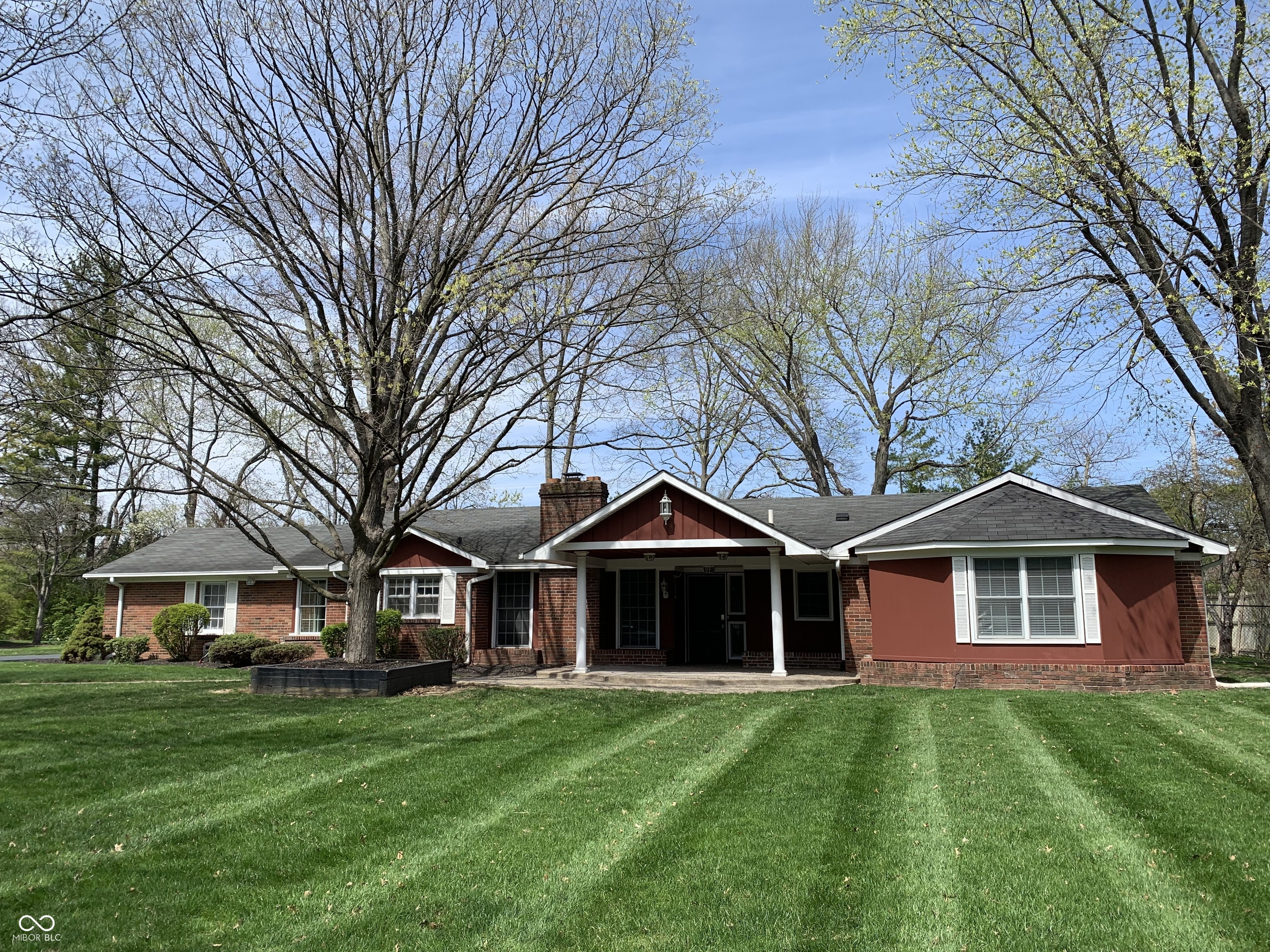 426 Oakwood Drive Indianapolis IN 46260