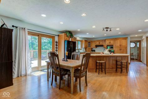 5895 Annanhill Court Avon IN 46123