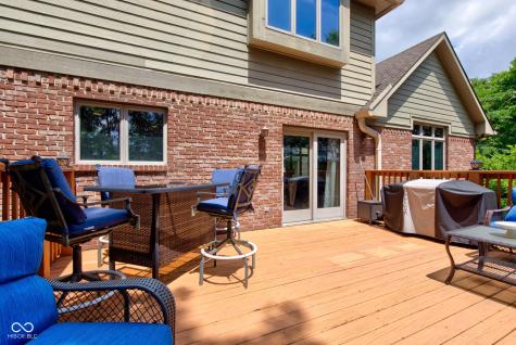 5895 Annanhill Court Avon IN 46123