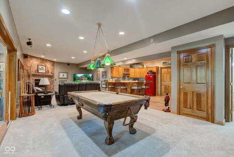 5895 Annanhill Court Avon IN 46123