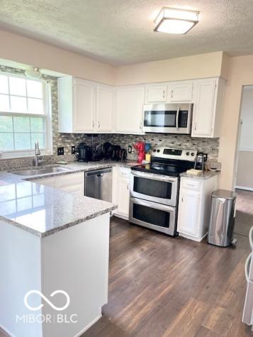 7313 Tappan Drive Indianapolis IN 46268