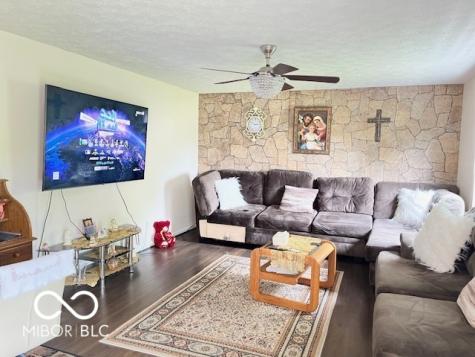 7313 Tappan Drive Indianapolis IN 46268