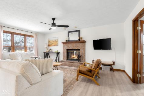 2288 Broadmoor Lane Columbus IN 47203