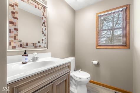 2288 Broadmoor Lane Columbus IN 47203