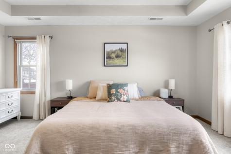 2288 Broadmoor Lane Columbus IN 47203