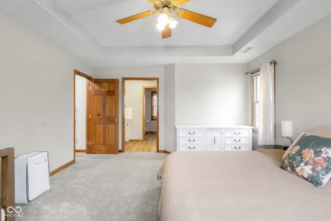 2288 Broadmoor Lane Columbus IN 47203