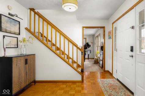 2288 Broadmoor Lane Columbus IN 47203