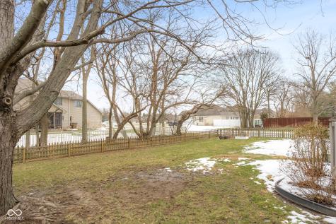 2288 Broadmoor Lane Columbus IN 47203