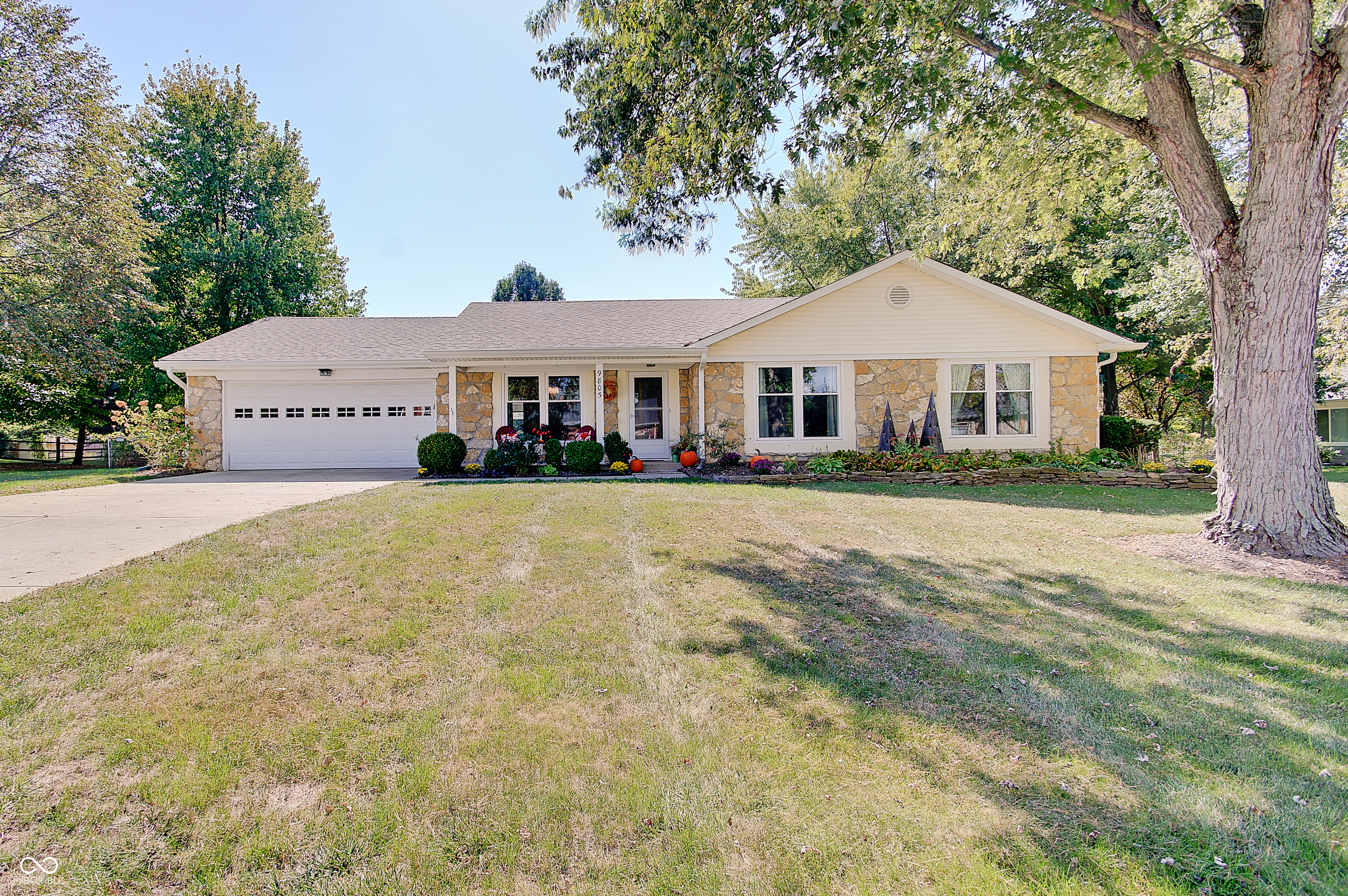 9805 Lakewood Drive Zionsville IN 46077