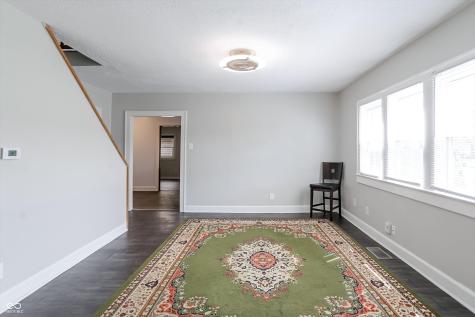 945 Cecil Avenue Indianapolis IN 46219