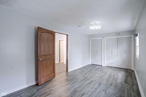945 Cecil Avenue Indianapolis IN 46219