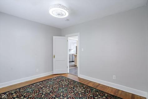 945 Cecil Avenue Indianapolis IN 46219