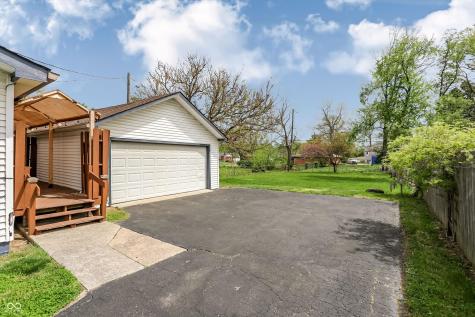 945 Cecil Avenue Indianapolis IN 46219