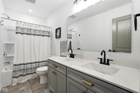 7450 Leatherwood Drive Indianapolis IN 46259