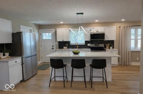5506 Hollister Drive Speedway IN 46224