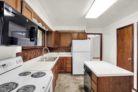 4225 Springwood Trail Indianapolis IN 46228