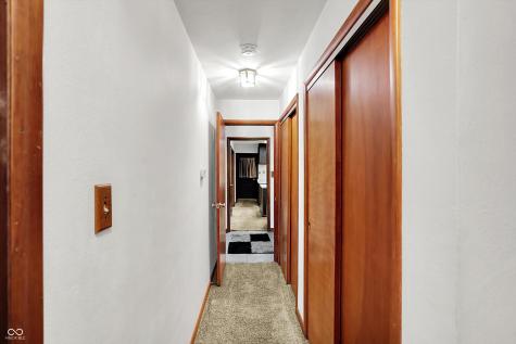 4225 Springwood Trail Indianapolis IN 46228