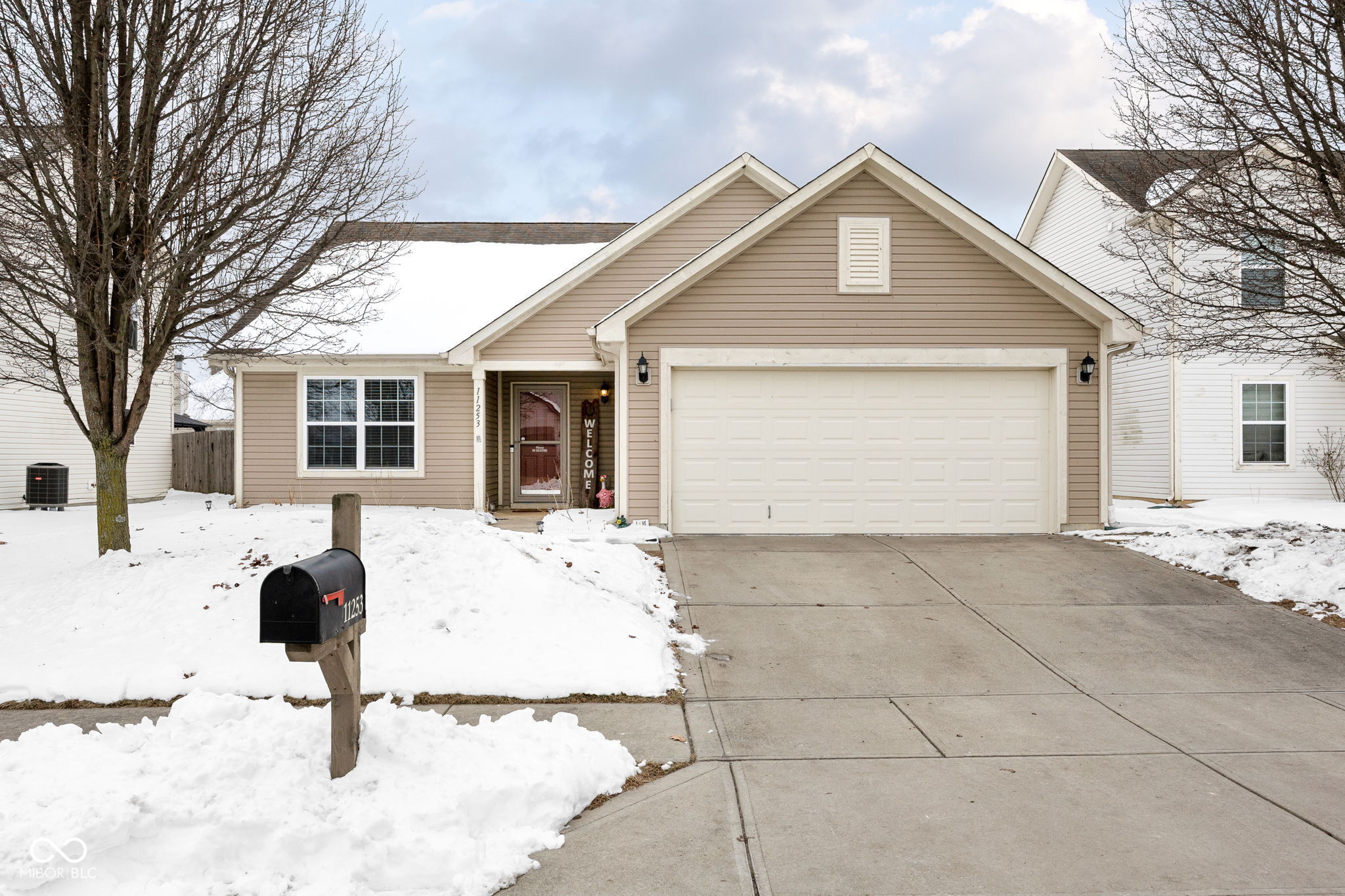 11253 Lucky Dan Drive Noblesville IN 46060