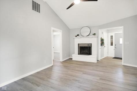 9002 Walton Street Indianapolis IN 46231