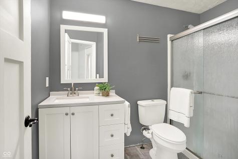 9002 Walton Street Indianapolis IN 46231