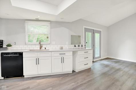 9002 Walton Street Indianapolis IN 46231