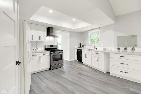 9002 Walton Street Indianapolis IN 46231