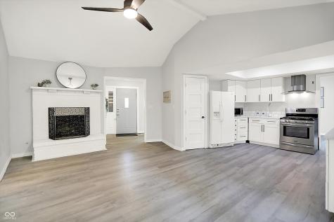 9002 Walton Street Indianapolis IN 46231