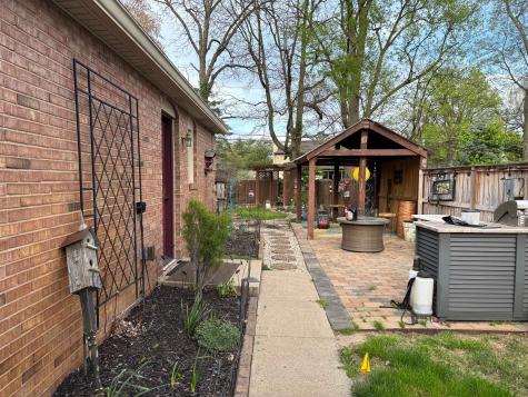 6705 Grosvenor Place Indianapolis IN 46220