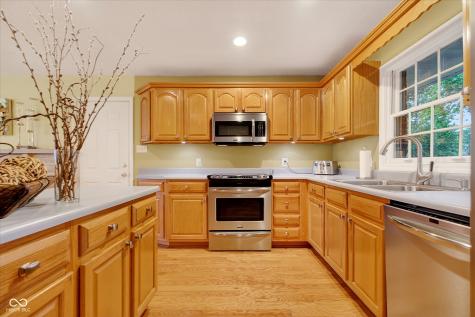 1649 Southview Drive Indianapolis IN 46227