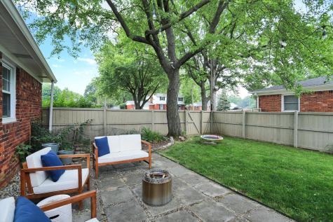 6807 Willoughby Court Indianapolis IN 46214