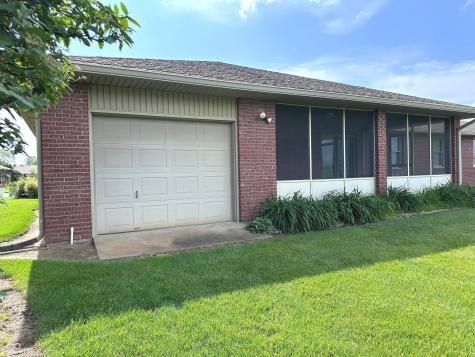 423 Alexander Drive Seymour IN 47274