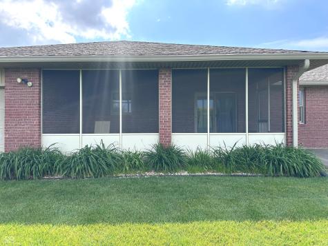 423 Alexander Drive Seymour IN 47274