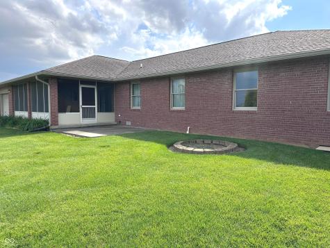 423 Alexander Drive Seymour IN 47274