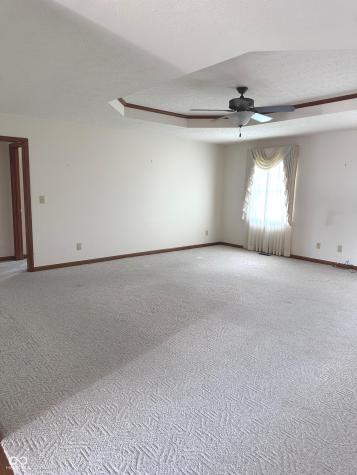 423 Alexander Drive Seymour IN 47274