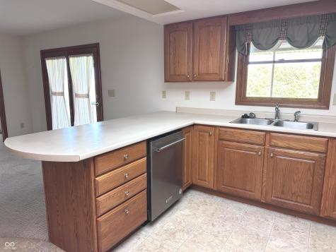 423 Alexander Drive Seymour IN 47274