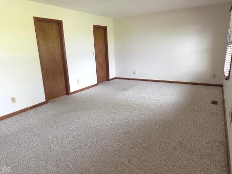 423 Alexander Drive Seymour IN 47274