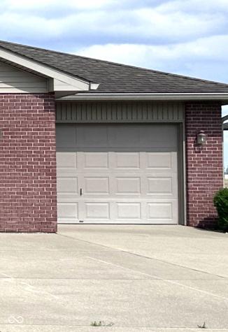 423 Alexander Drive Seymour IN 47274