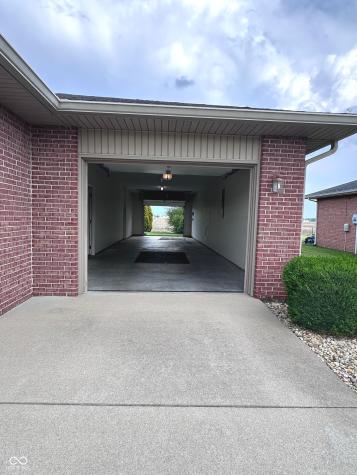423 Alexander Drive Seymour IN 47274