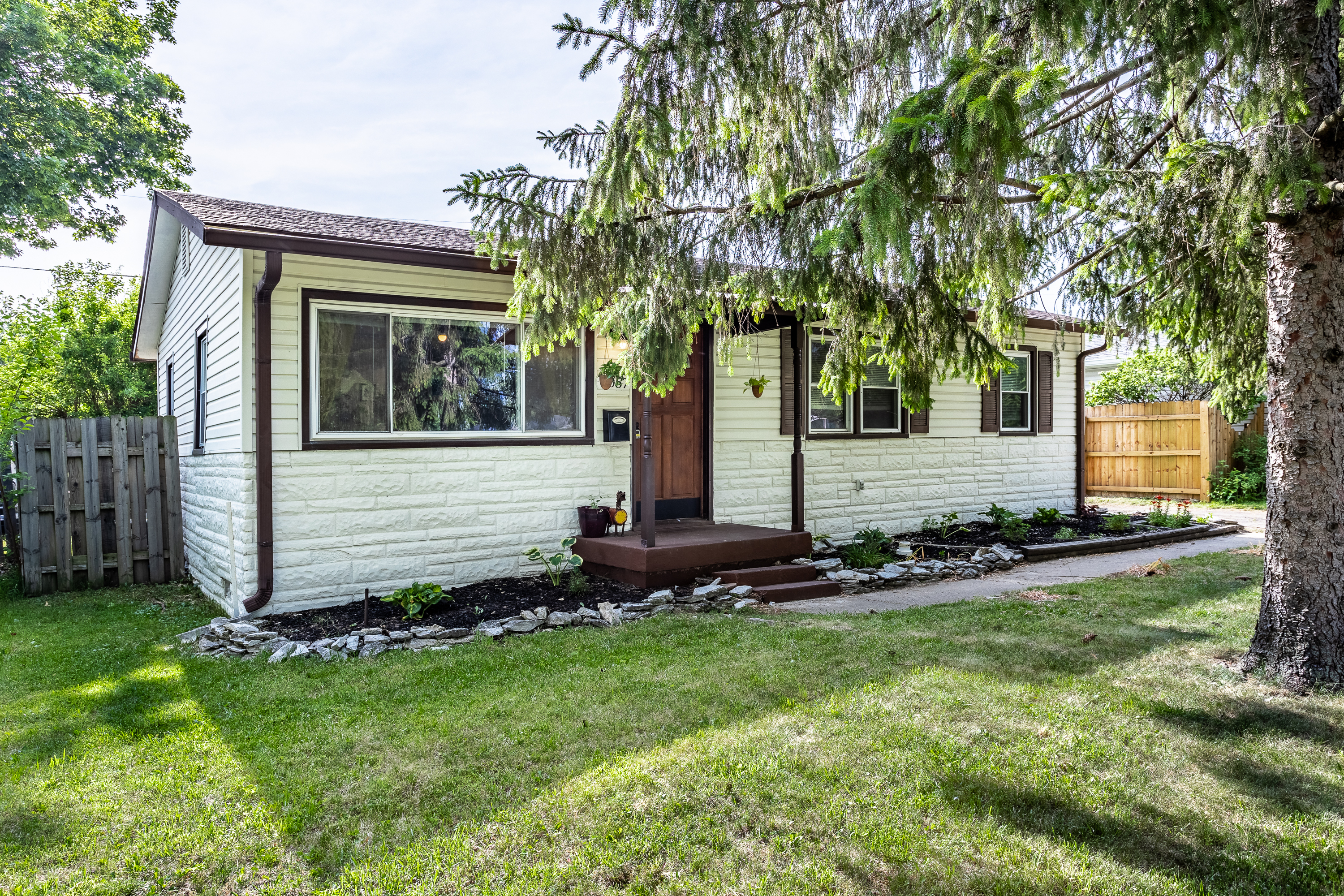 3057 Dawson Street Indianapolis IN 46237