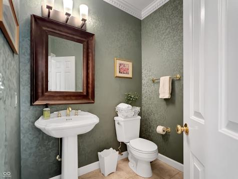 6012 Leatherback Drive Columbus IN 47201