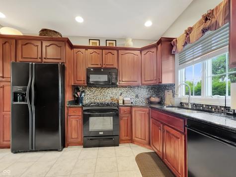 6012 Leatherback Drive Columbus IN 47201