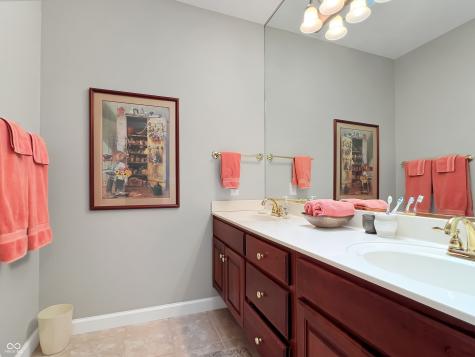 6012 Leatherback Drive Columbus IN 47201