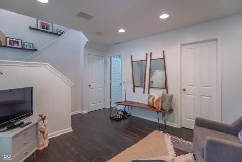 437 Sheets Drive Carmel IN 46032