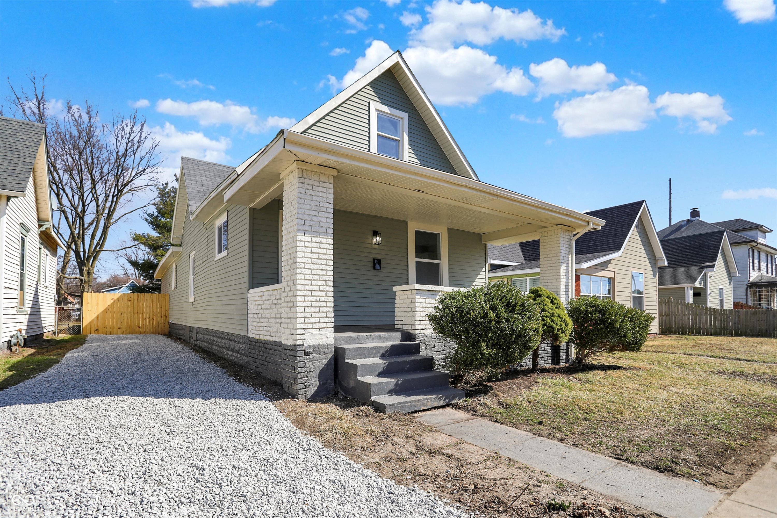39 S Holmes Avenue Indianapolis IN 46222