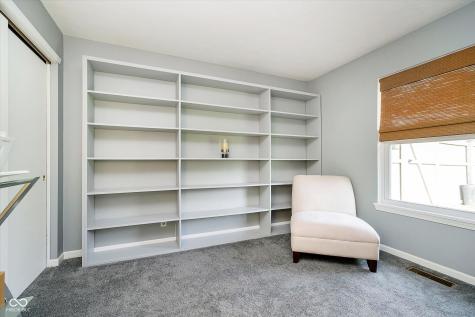 8527 Honeysuckle Way Indianapolis IN 46256