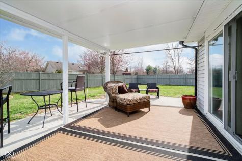 8527 Honeysuckle Way Indianapolis IN 46256