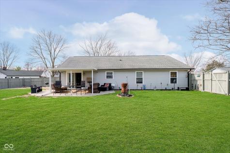 8527 Honeysuckle Way Indianapolis IN 46256