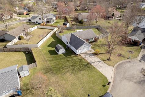 8527 Honeysuckle Way Indianapolis IN 46256