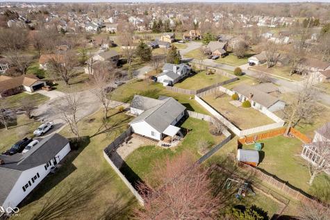 8527 Honeysuckle Way Indianapolis IN 46256